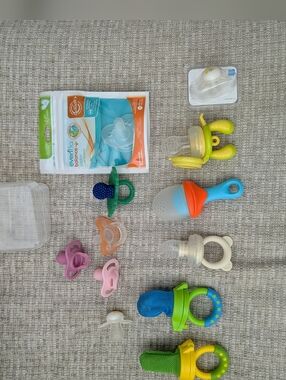 Bundle - Munchkin Food Feeders, New Pacifiers, Teether Toys(Razberrry)